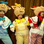 Os Três Porquinhos esperam a criançada no Diversão em Cena neste domingo